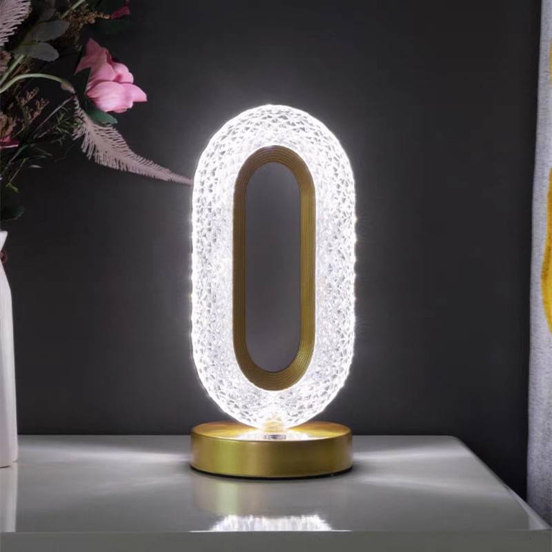 Regal Crystal Lamp